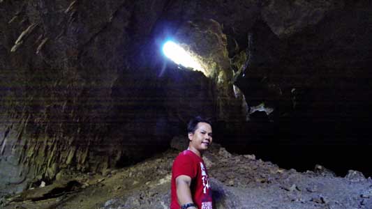 Jelajah Goa Mumber Bangkat Monteh